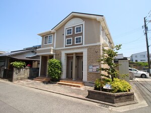 ノ－ブル川内外観写真