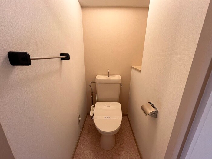 物件内観写真15　(トイレ)