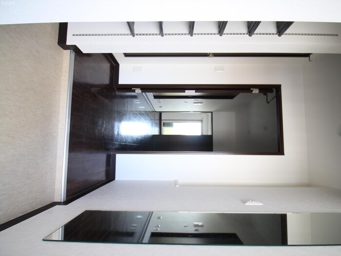 物件内観写真18　(廊下)