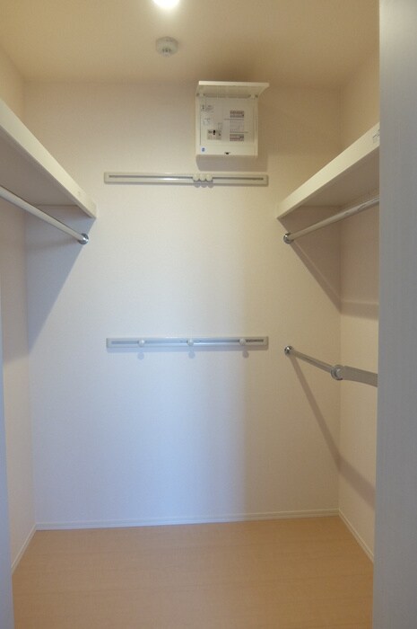物件内観写真14　(収納)