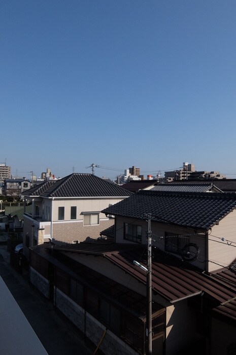 物件内観写真17　(室内からの展望)