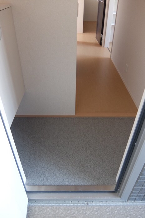 物件内観写真19　(玄関)