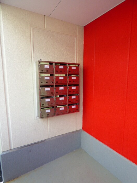 物件外観写真6　(建物設備)