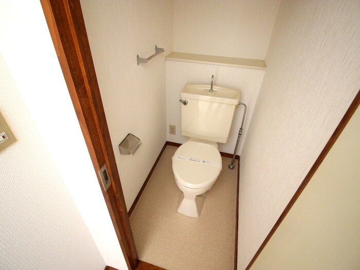 物件内観写真10　(トイレ)