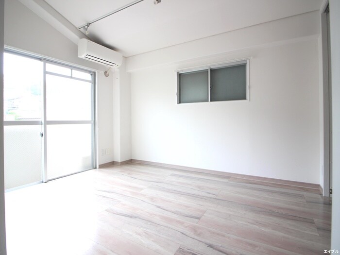 物件内観写真6　(居室)