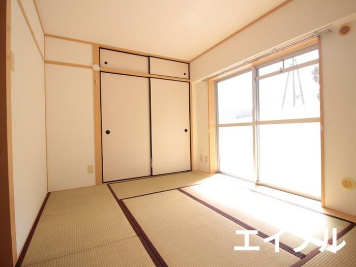 物件内観写真13　(居室)