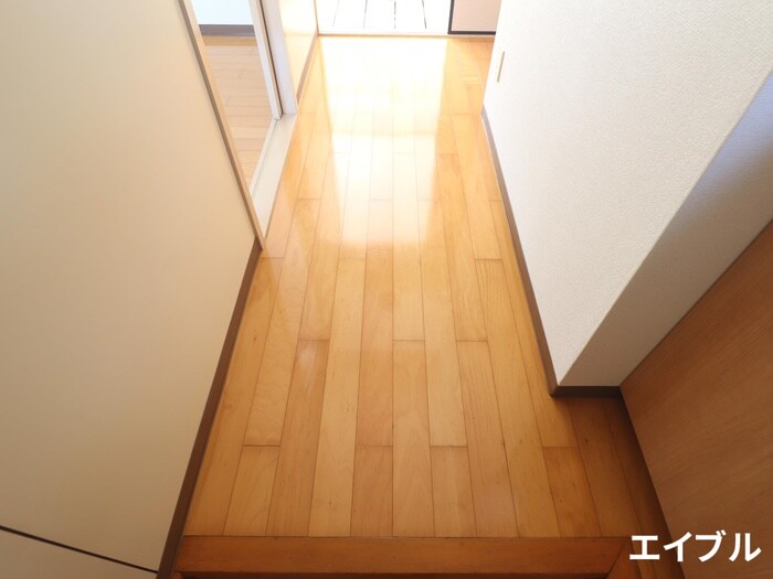 物件内観写真17　(廊下)