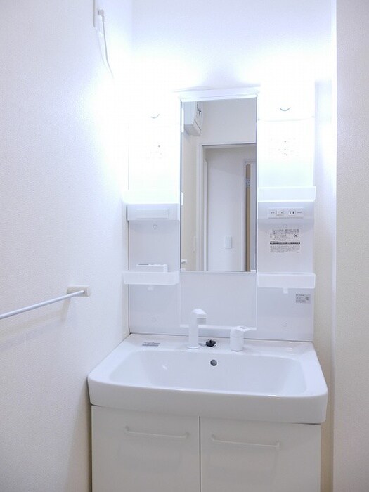 物件内観写真10　(洗面)