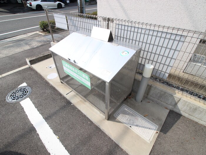 物件外観写真6　(建物設備)