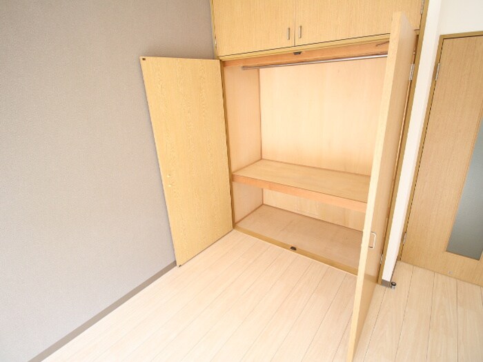 物件内観写真13　(収納)