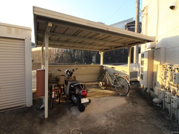 駐輪場