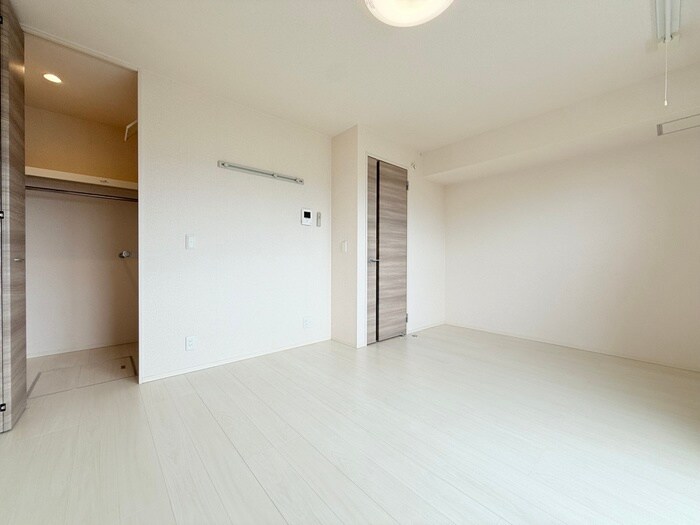 物件内観写真6　(居室)