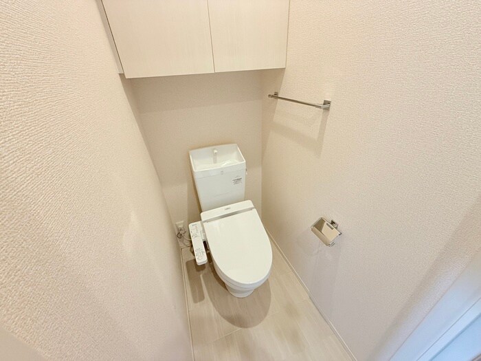 物件内観写真9　(トイレ)