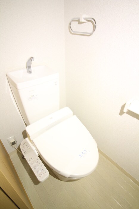 物件内観写真10　(トイレ)