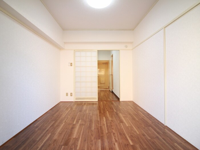 物件内観写真7　(居室)