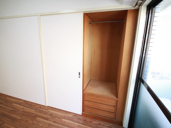 物件内観写真13　(収納)