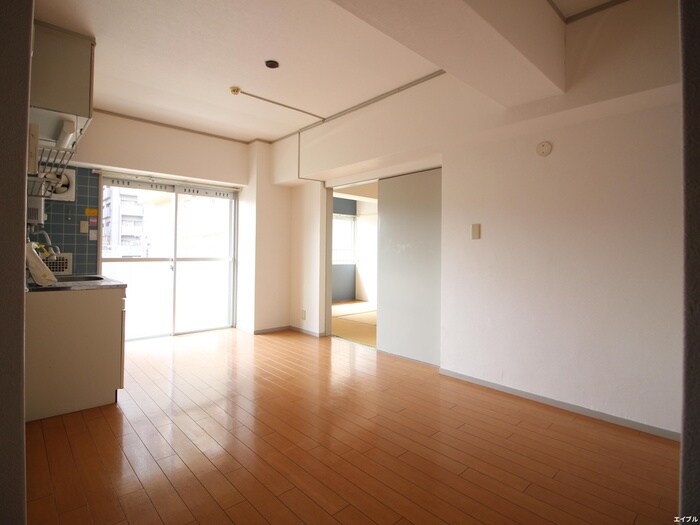 物件内観写真4　(居室)