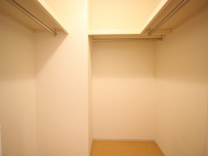 物件内観写真14　(収納)