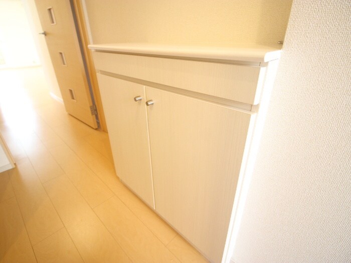 物件内観写真16　(靴箱)