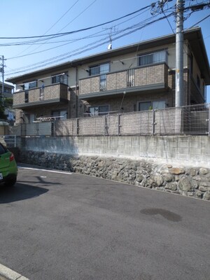 Ｇｒｅｅｎ　ｃｏｕｒｔＡ棟外観写真