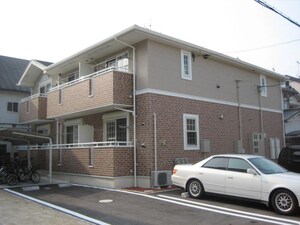 カ－サヴェルノⅡ外観写真