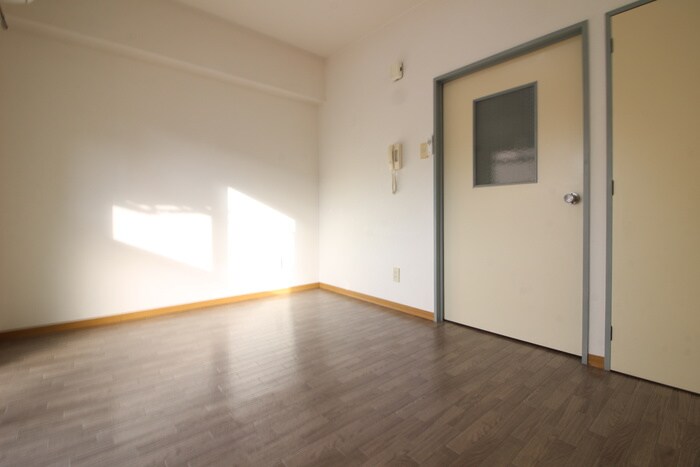 物件内観写真16　(居室)