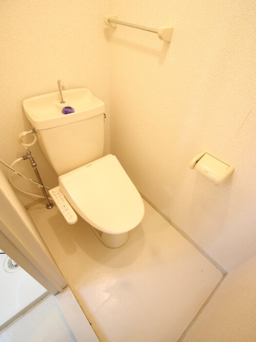 物件内観写真11　(トイレ)