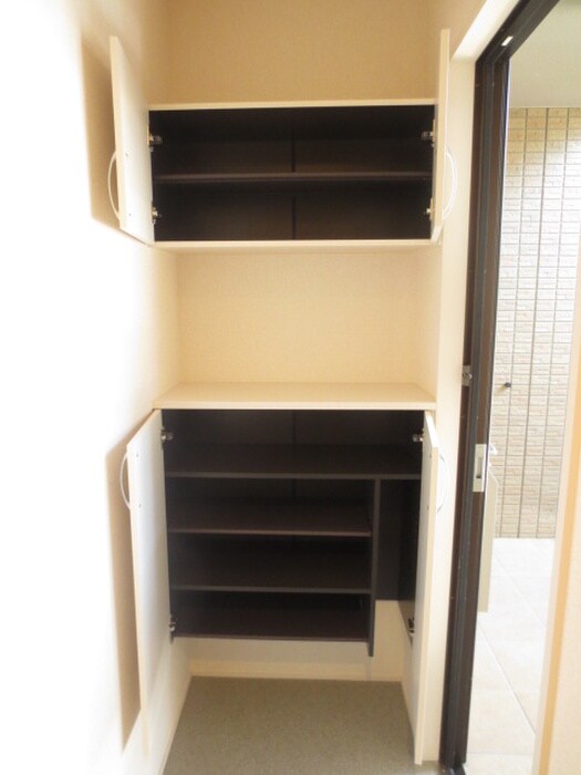 物件内観写真12　(靴箱)