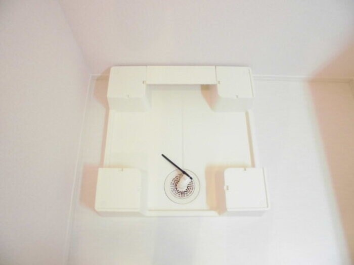 物件内観写真16　(洗濯機置場)