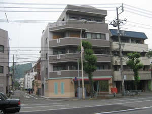 セゾン白島外観写真