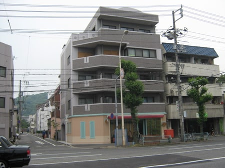 セゾン白島外観写真
