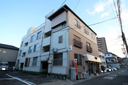 梅田ビル外観写真