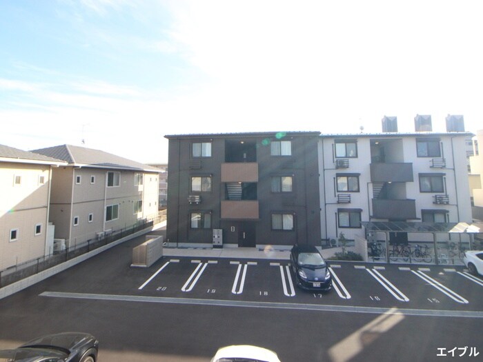 物件内観写真15　(室内からの展望)