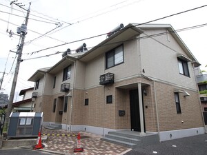 シャレ－ヌＡ棟外観写真