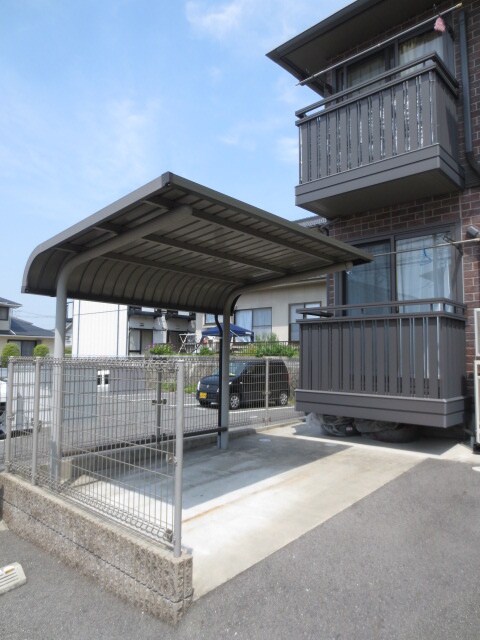 物件外観写真3　(駐輪場)