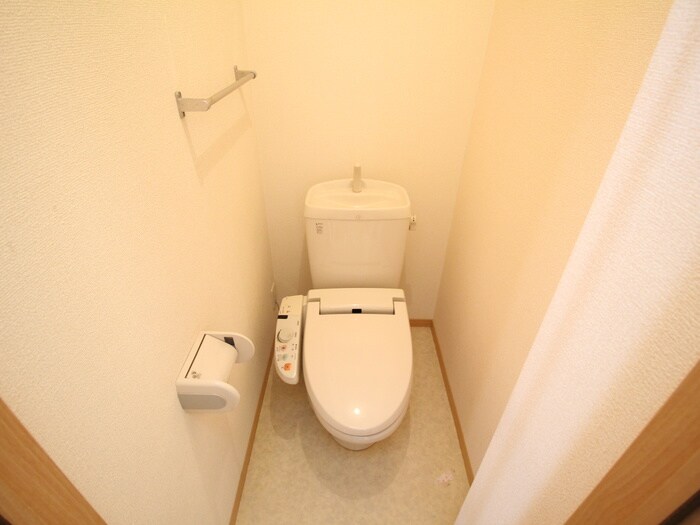 物件内観写真11　(トイレ)