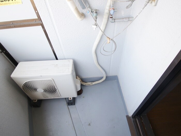 物件内観写真14　(洗濯機置場)