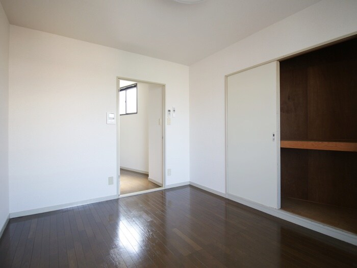 物件内観写真18　(居室)