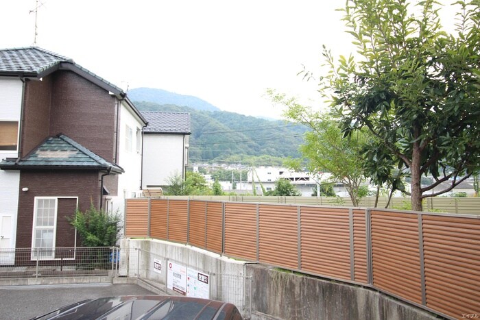 物件内観写真21　(室内からの展望)