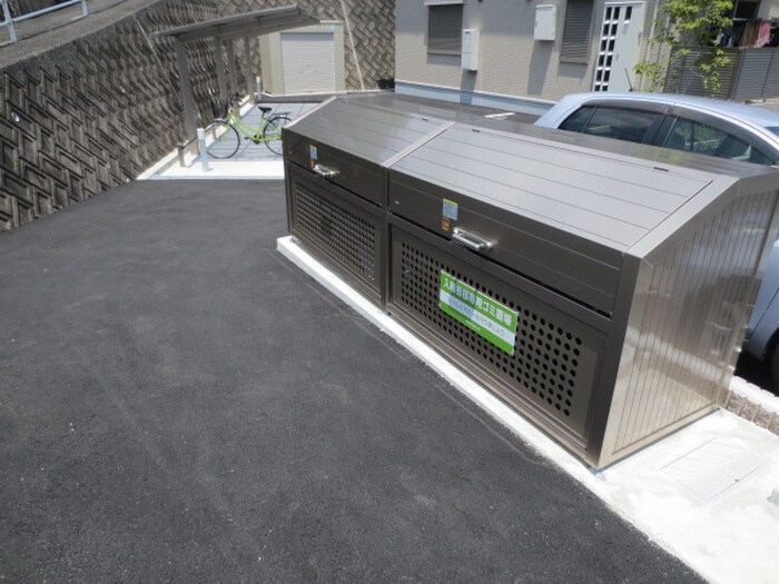 物件外観写真5　(建物設備)