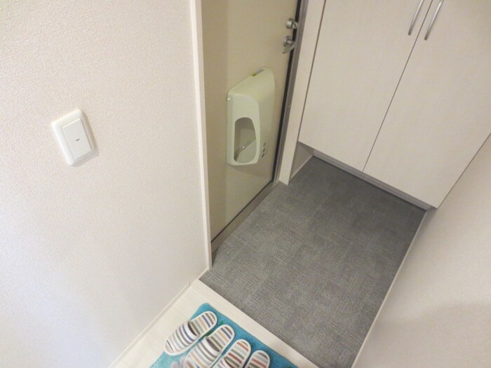 物件内観写真19　(玄関)