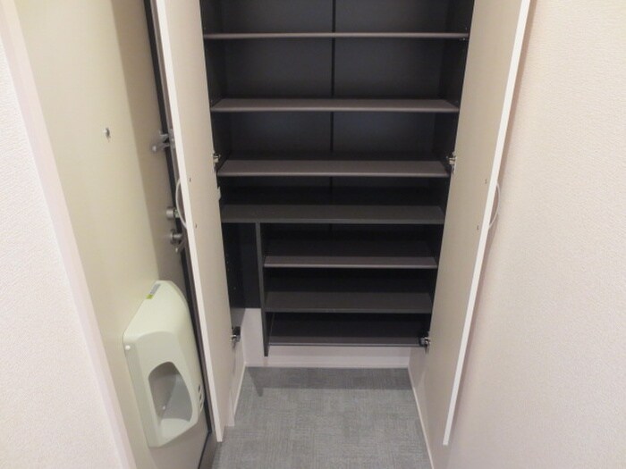 物件内観写真20　(靴箱)
