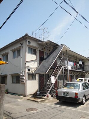 平山アパ－ト外観写真