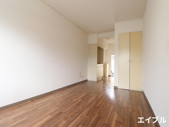 物件内観写真10　(居室)