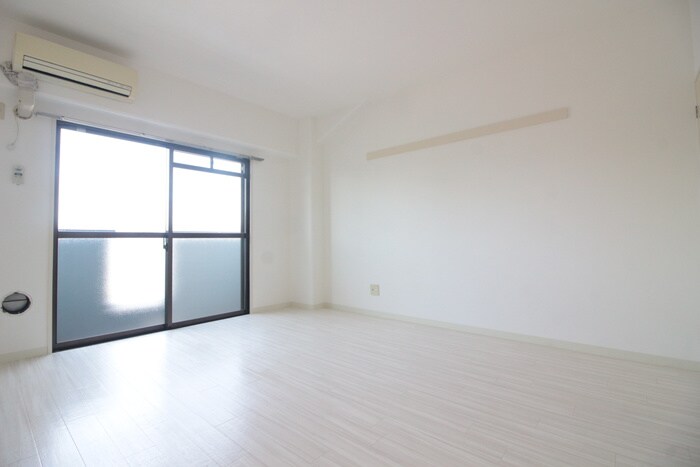 物件内観写真19　(居室)