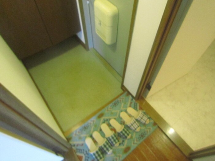 物件内観写真21　(玄関)