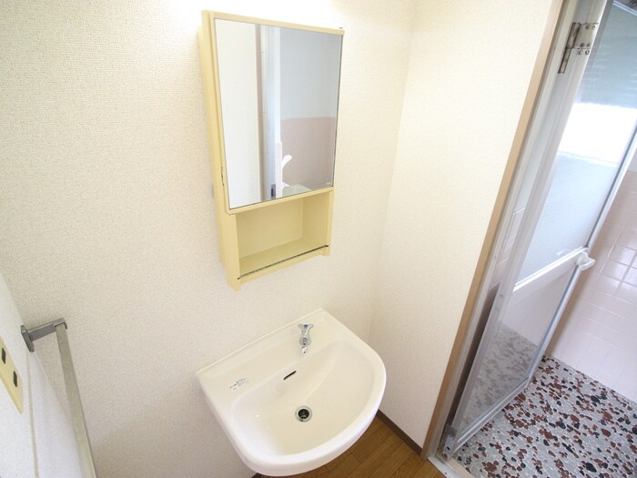 物件内観写真13　(洗面)