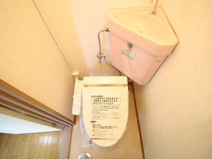 物件内観写真15　(トイレ)