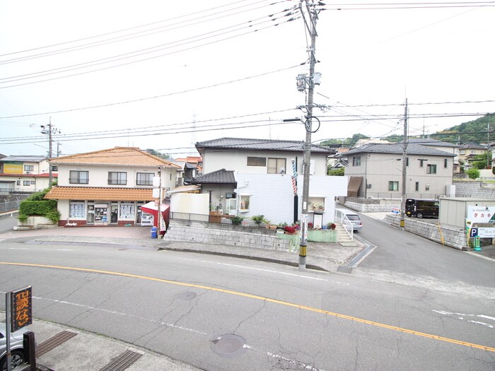 物件内観写真22　(室内からの展望)