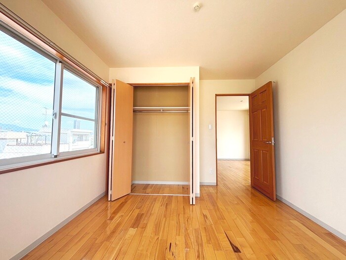 物件内観写真15　(居室)